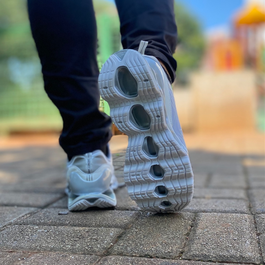 9cf41e04-5e8b-434b-ab0b-b770365bd1b41-0fc1af5fa7d6c9c5c516793335615250-1024-1024