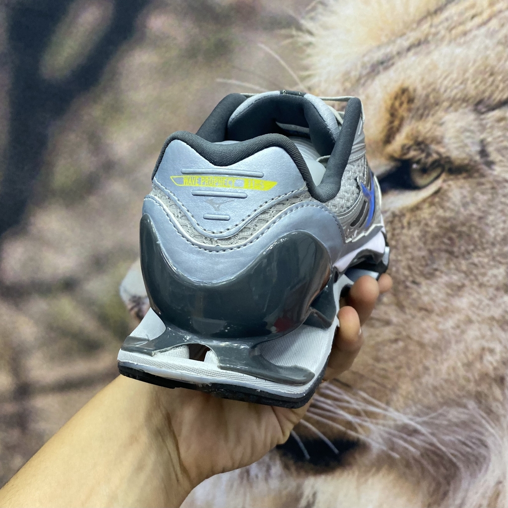 img_06651-e014649a2afff25d7916946556868105-1024-1024