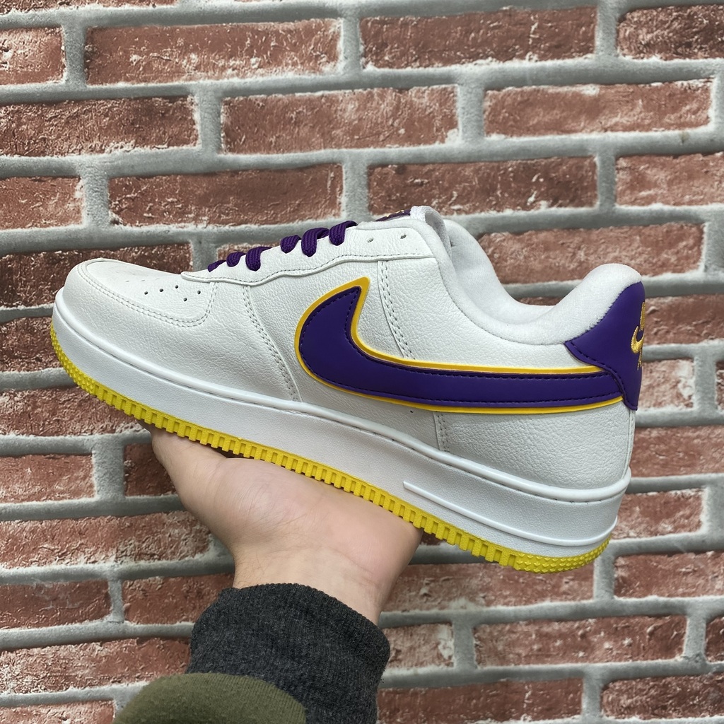 img_1434-81edace9cd6449aeb417207825294823-1024-1024