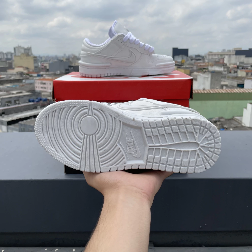 img_2100-d89653d1d9d5d1f86917422346821729-1024-1024