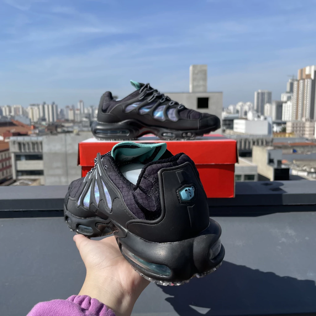 img_4594-6c8f035c186ffb00fd17467065541310-1024-1024