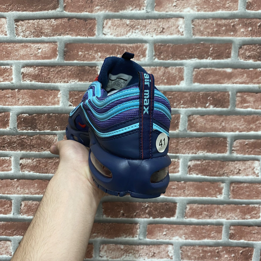 img_5531-047fe26bbbcf1cd79317277145250277-1024-1024