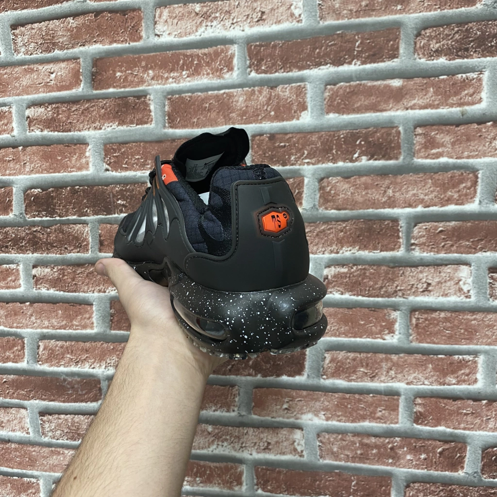 img_6145-e949a89418d4a3ea0817285703694460-1024-1024