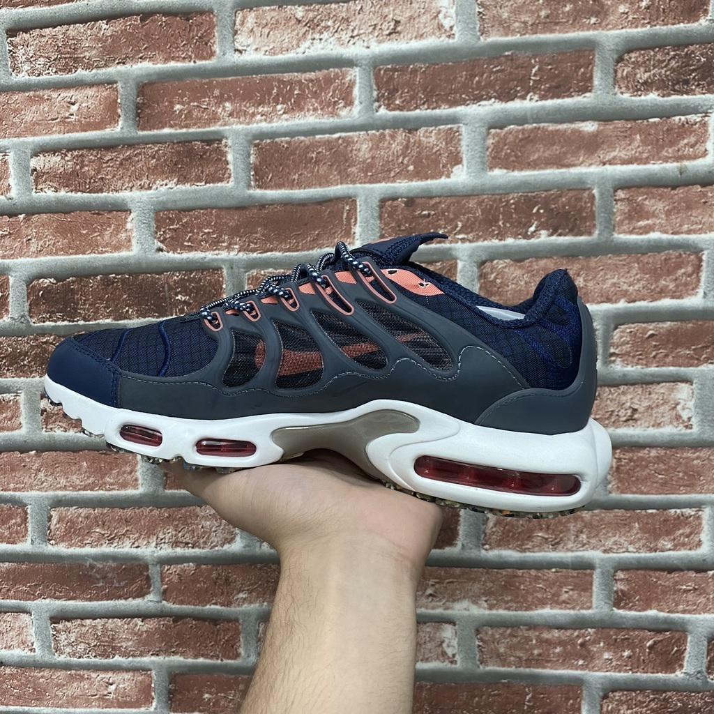 img_6159-afecba428044699e4617285705377124-1024-1024