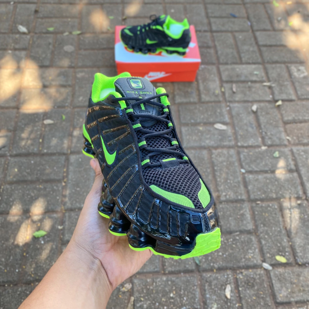 img_64701-8904ab54b0061d3a9716850181510898-1024-1024