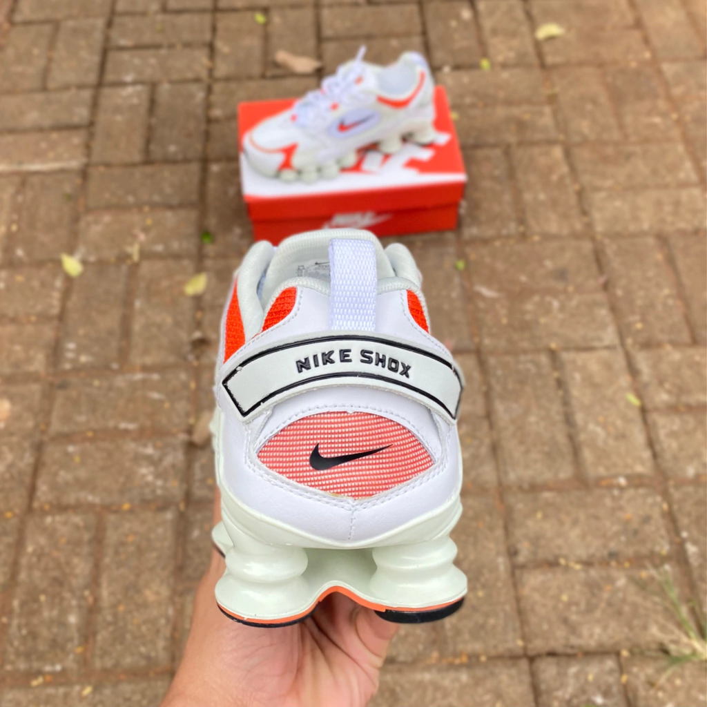 img_69441-73083cf37e6aec960916854562390673-1024-1024