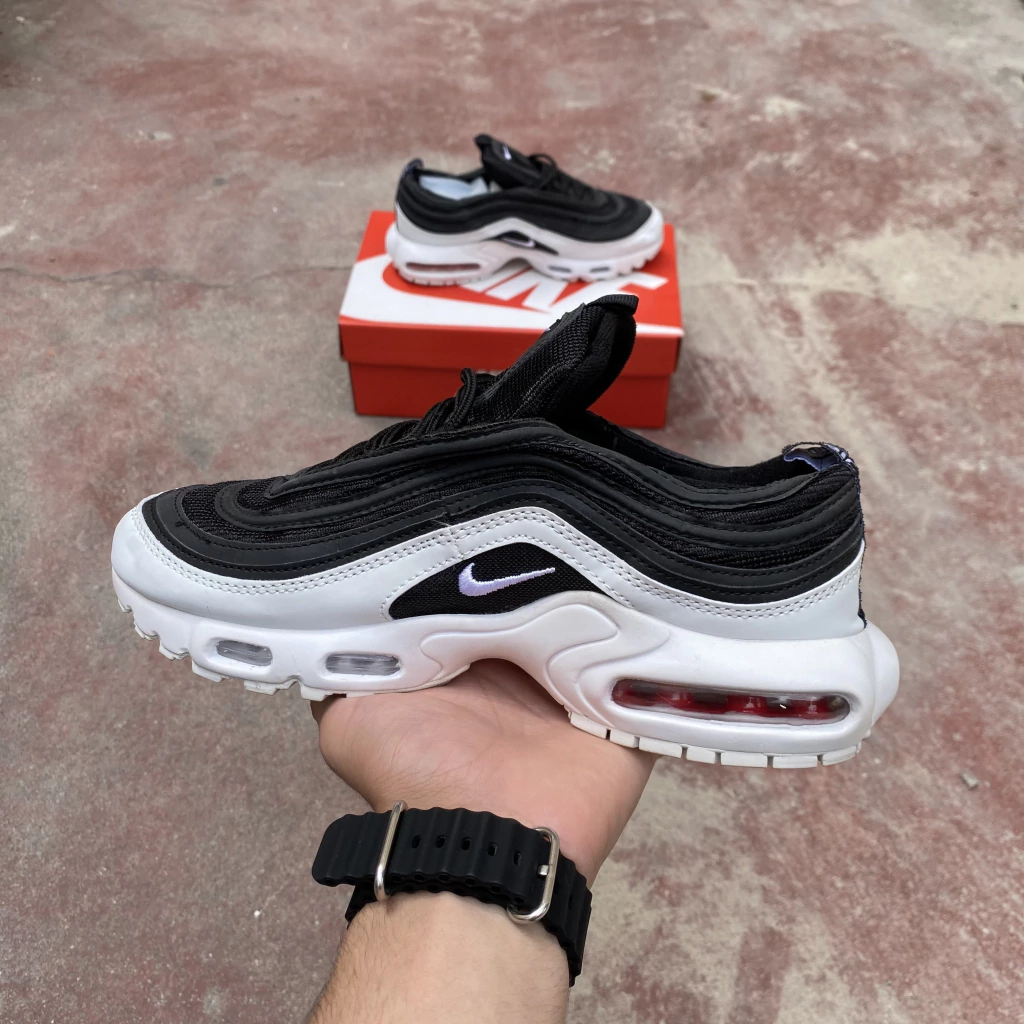 img_9084-aa0773f61ec36418e117365163732851-1024-1024