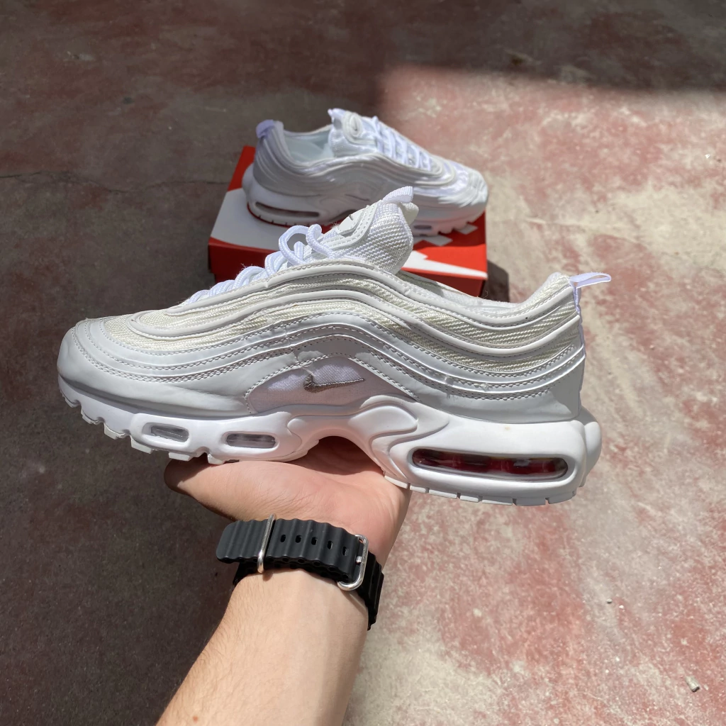 img_9124-27366fae43cf4af1a117365159144836-1024-1024