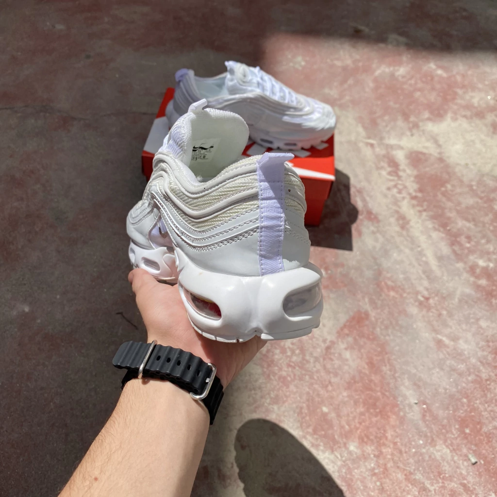 img_9125-6c632867465ab73fa517365159149507-1024-1024