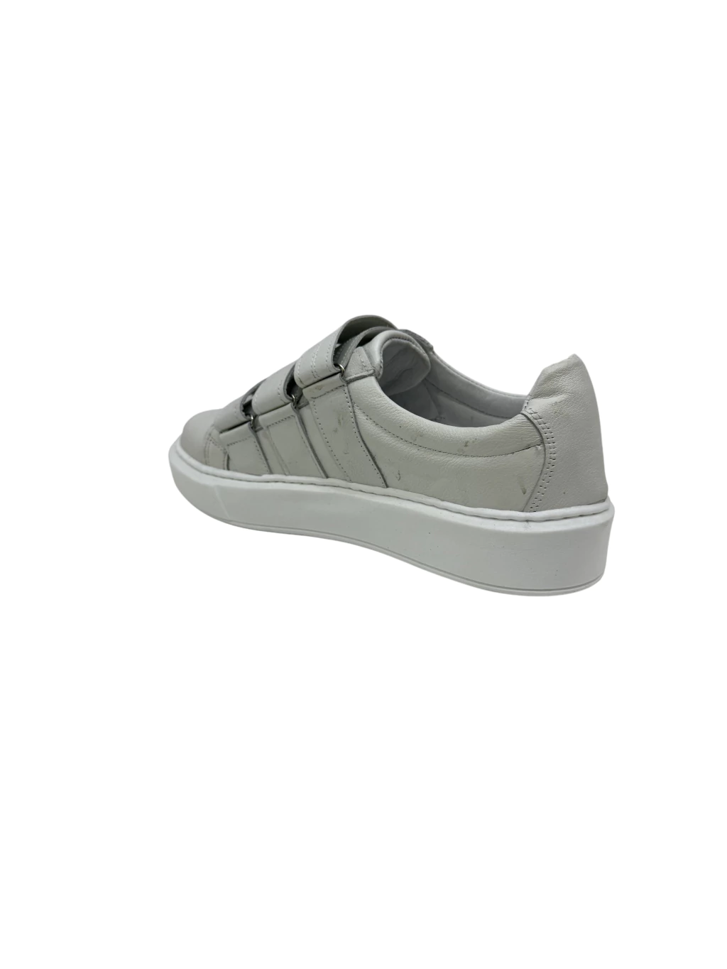 tmp_b64_0af14099-5cbd-4c60-a329-32ad3ba447b3_1648013_1702038-d7196f9b89078d64aa17538797198540-1024-1024