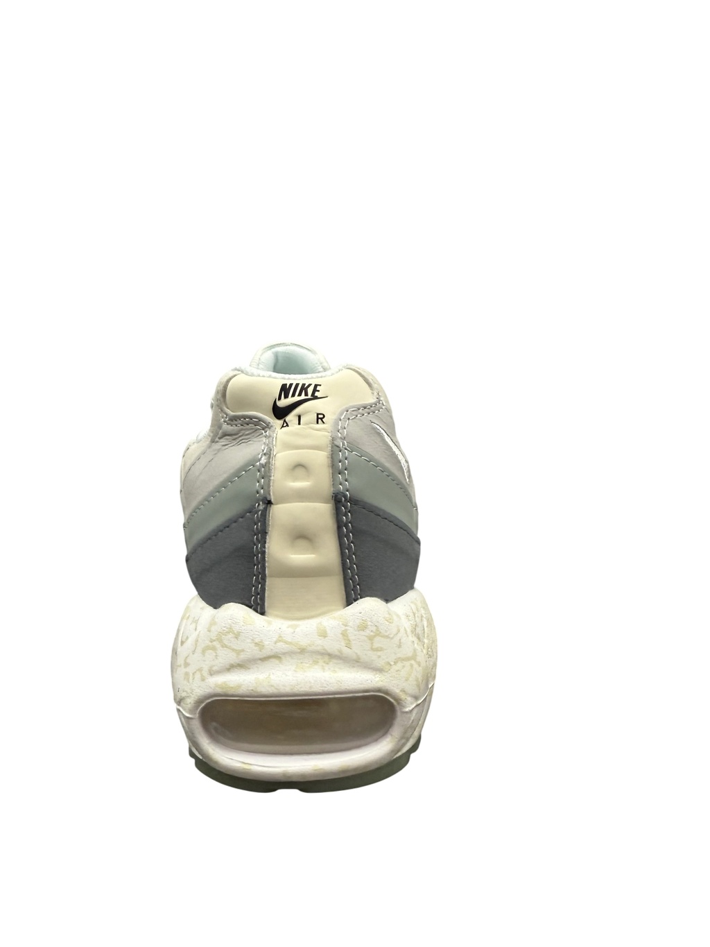 tmp_b64_1c6cbd82-69b8-41bd-8a64-93c76be7bfe0_1648013_1702038-57ce7a808a4f030ea617600426442409-1024-1024