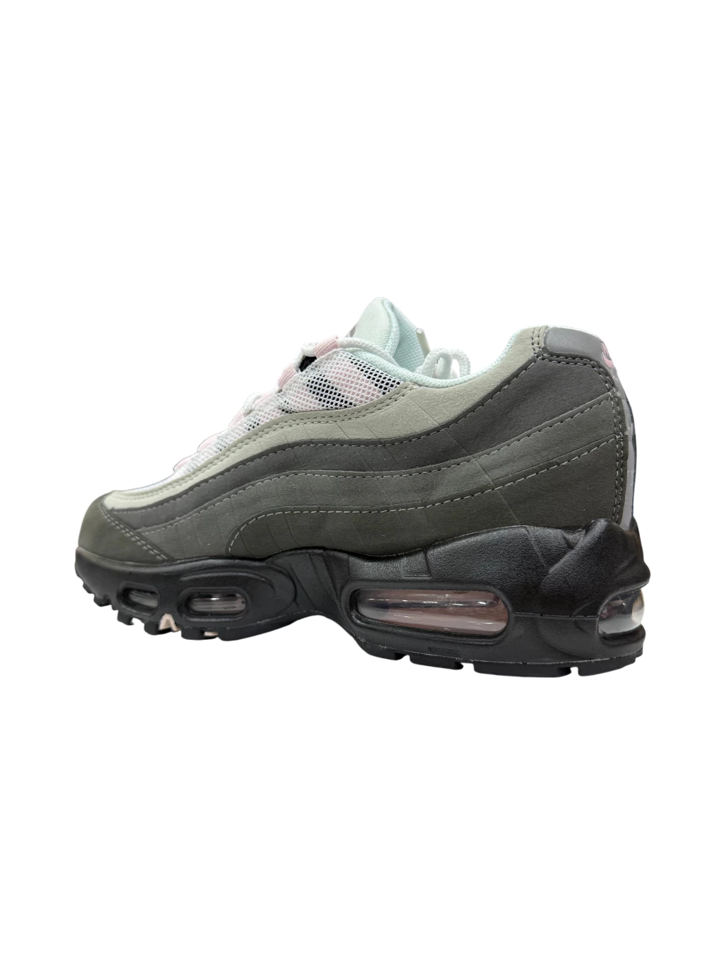 tmp_b64_322b2187-df58-4bfa-85dc-f6d26b5af282_1648013_1702038-e839ee89bc7366e44317579601567019-1024-1024