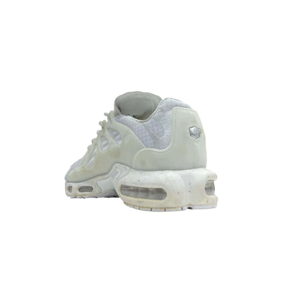 tmp_b64_6a953526-09d4-43fa-9beb-ede260c1f880_1648013_5940194-8d19916dcb9562155c17568383635213-1024-1024