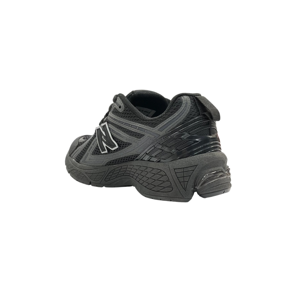 tmp_b64_78b0cf4a-3d99-403b-a111-cee19959643d_1648013_5940194-092a40a7c00ba0c72017551851612495-1024-1024