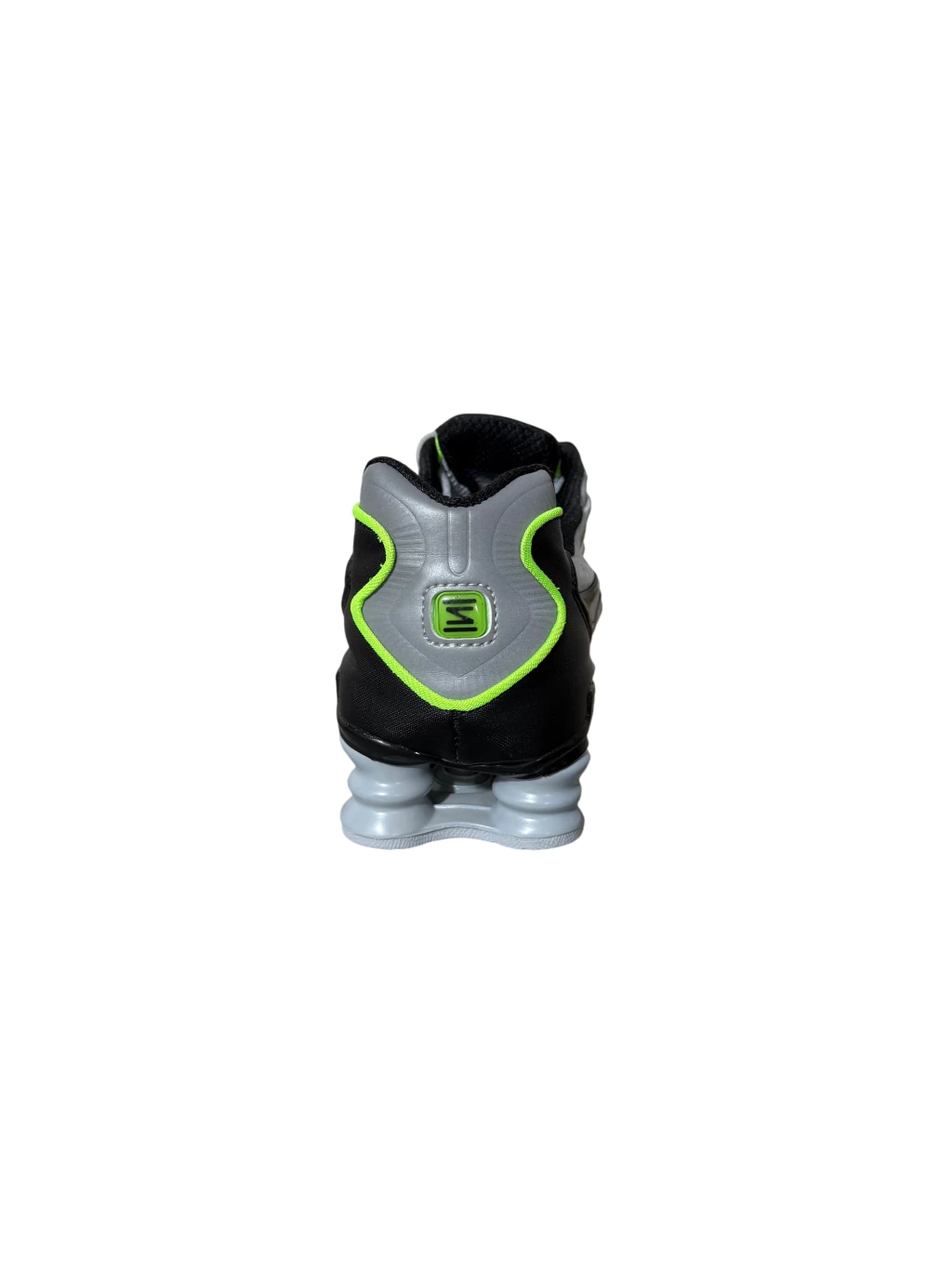 tmp_b64_8a191521-2248-4274-90df-167a8cb2ca83_1648013_1702038-2e3aa062afd25bb59417538984886612-1024-1024