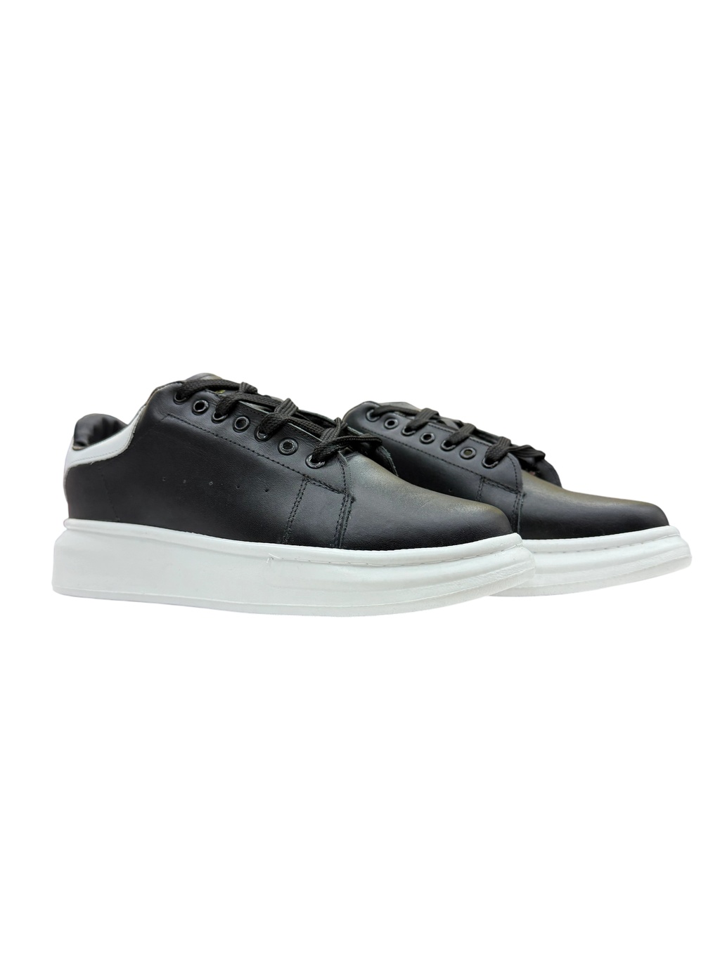 Alexander McQueen Black/ White