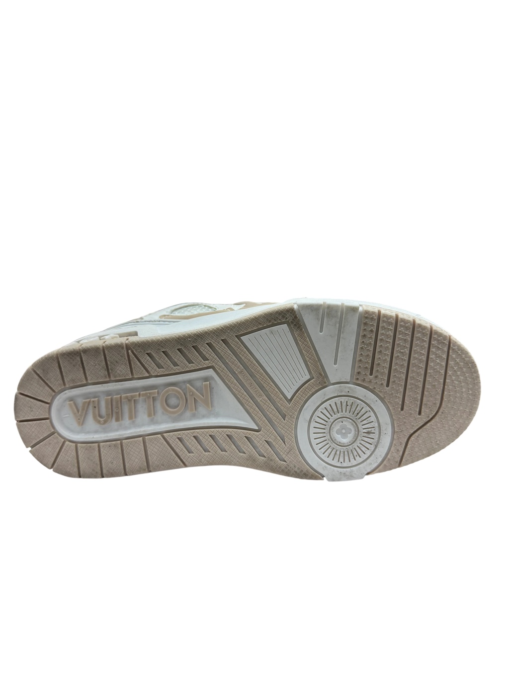 tmp_b64_e1711b3c-079b-44e5-b36a-1d7f43240019_1648013_1702038-59172eb439c347db3217568382143301-1024-1024