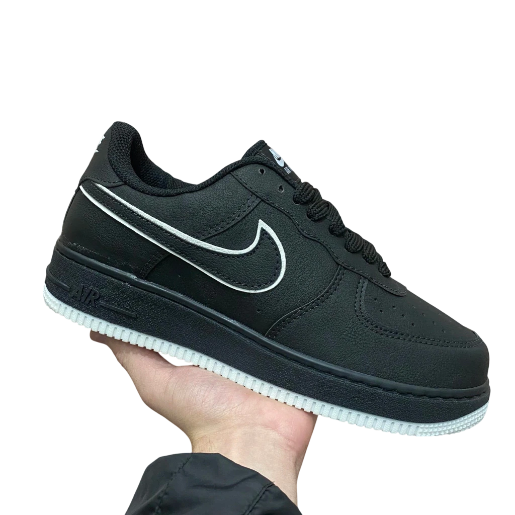 Air Force 1 “Black White Sole”